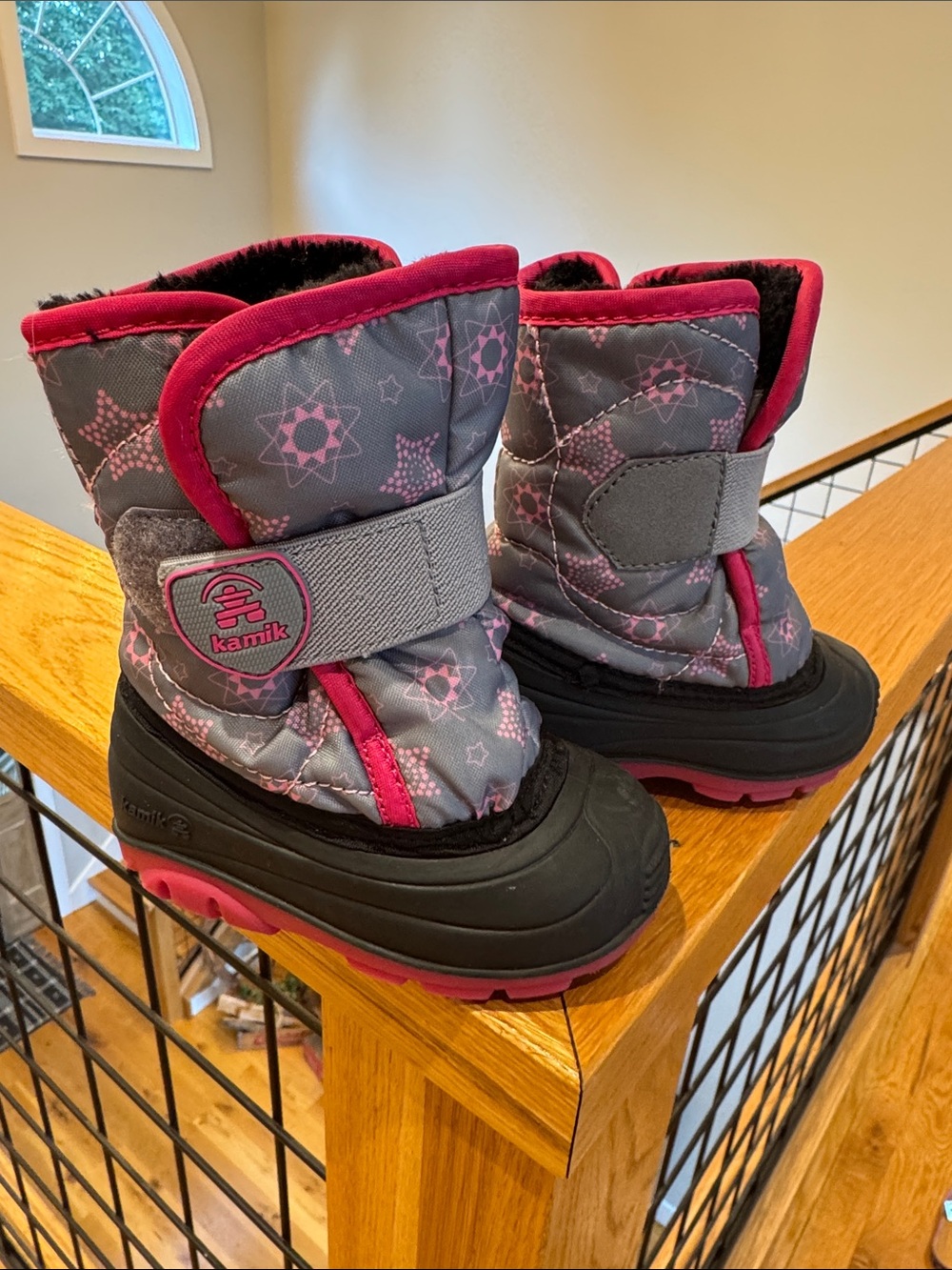 Kamik Kids Gray and Pink Winter Snow Boots Size 5